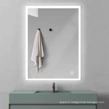 Miroir de vanité de salle de bain éclairé